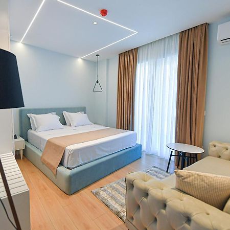 Orik Hotel Vlora Kültér fotó