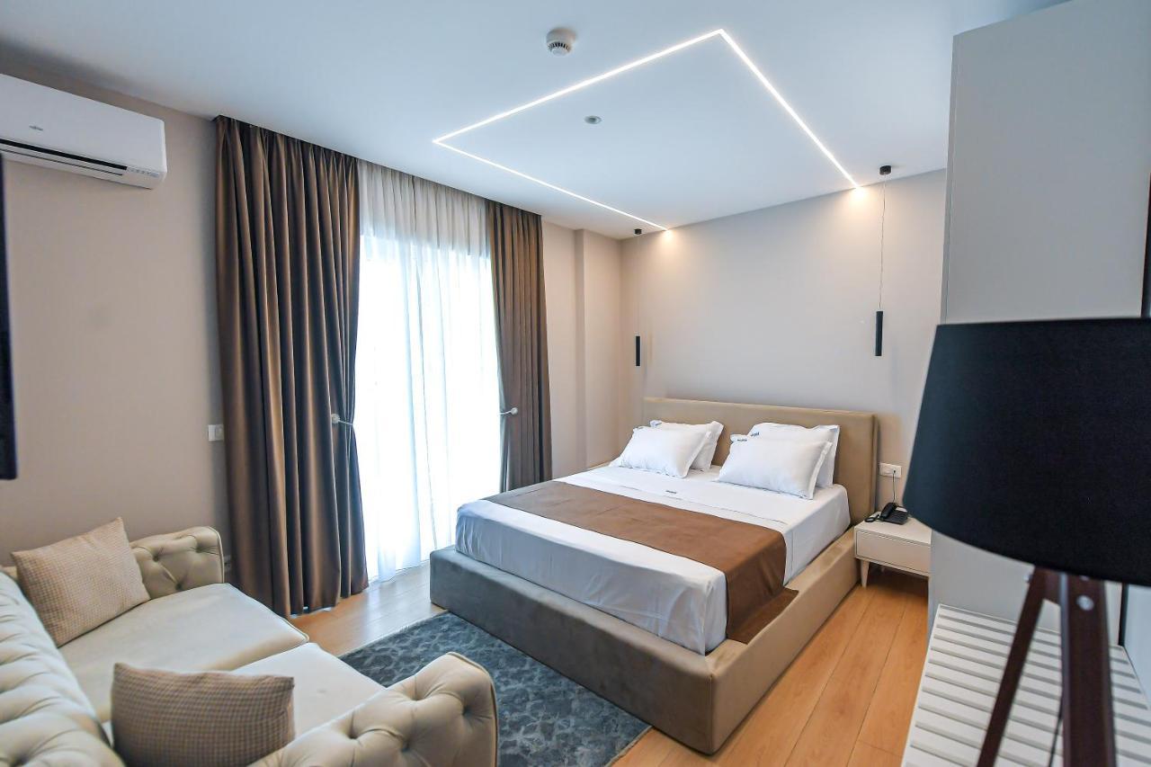 Orik Hotel Vlora Kültér fotó